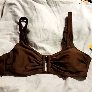 NWT PADDED WIDE STRAP ATHLETIC YOGA VOLLEYBALL SWIM bathing suit top